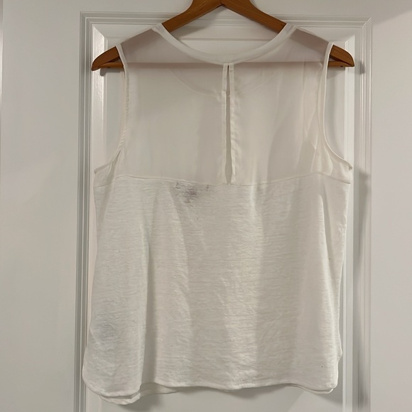 BANANA REPUBLIC off white sheer details tank - Picture 4 of 6